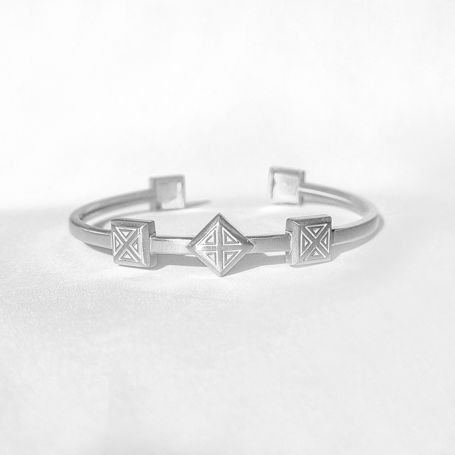 Diff Altın Kaplama Bileklik