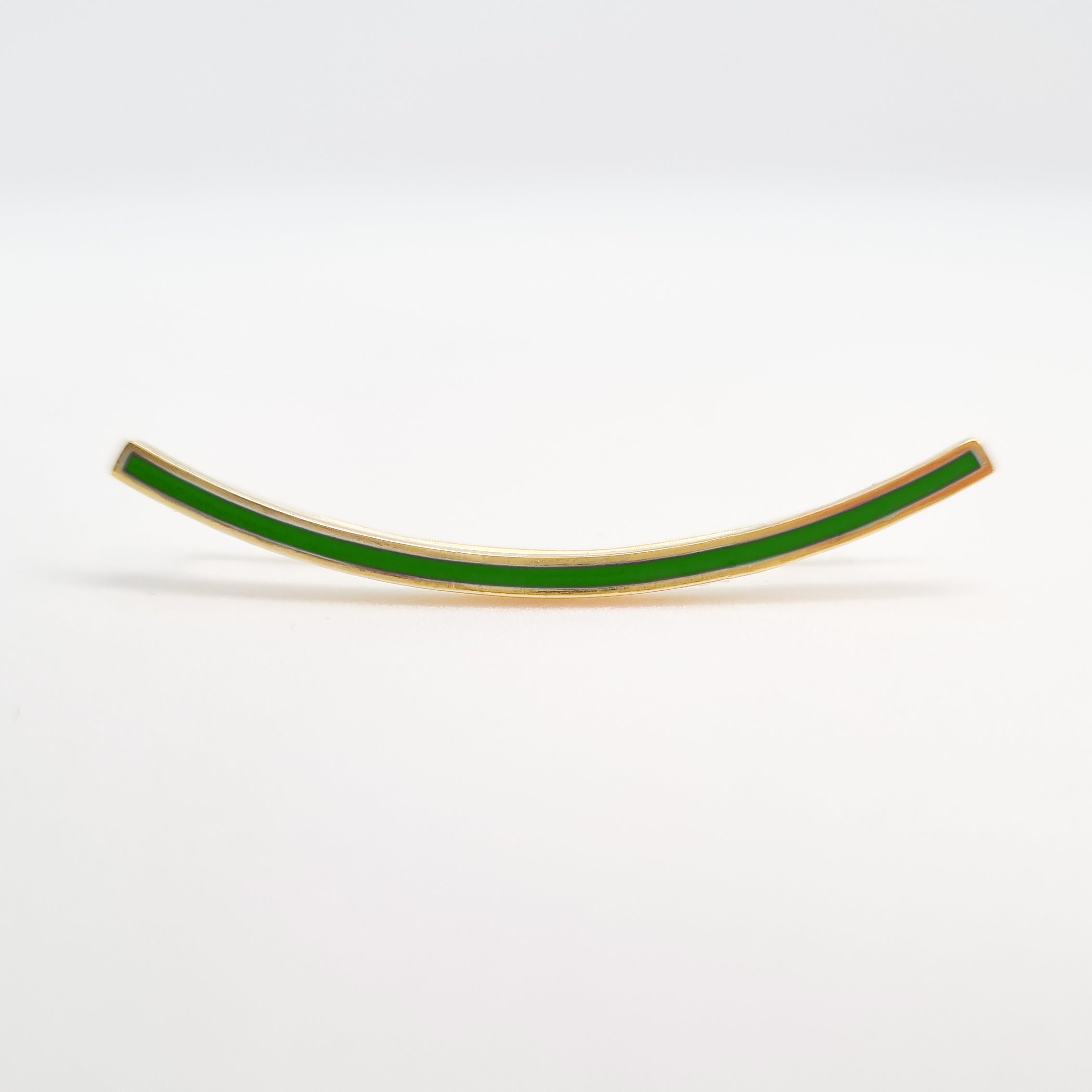 Line Kırmızı Mineli Kıkırdak Küpe