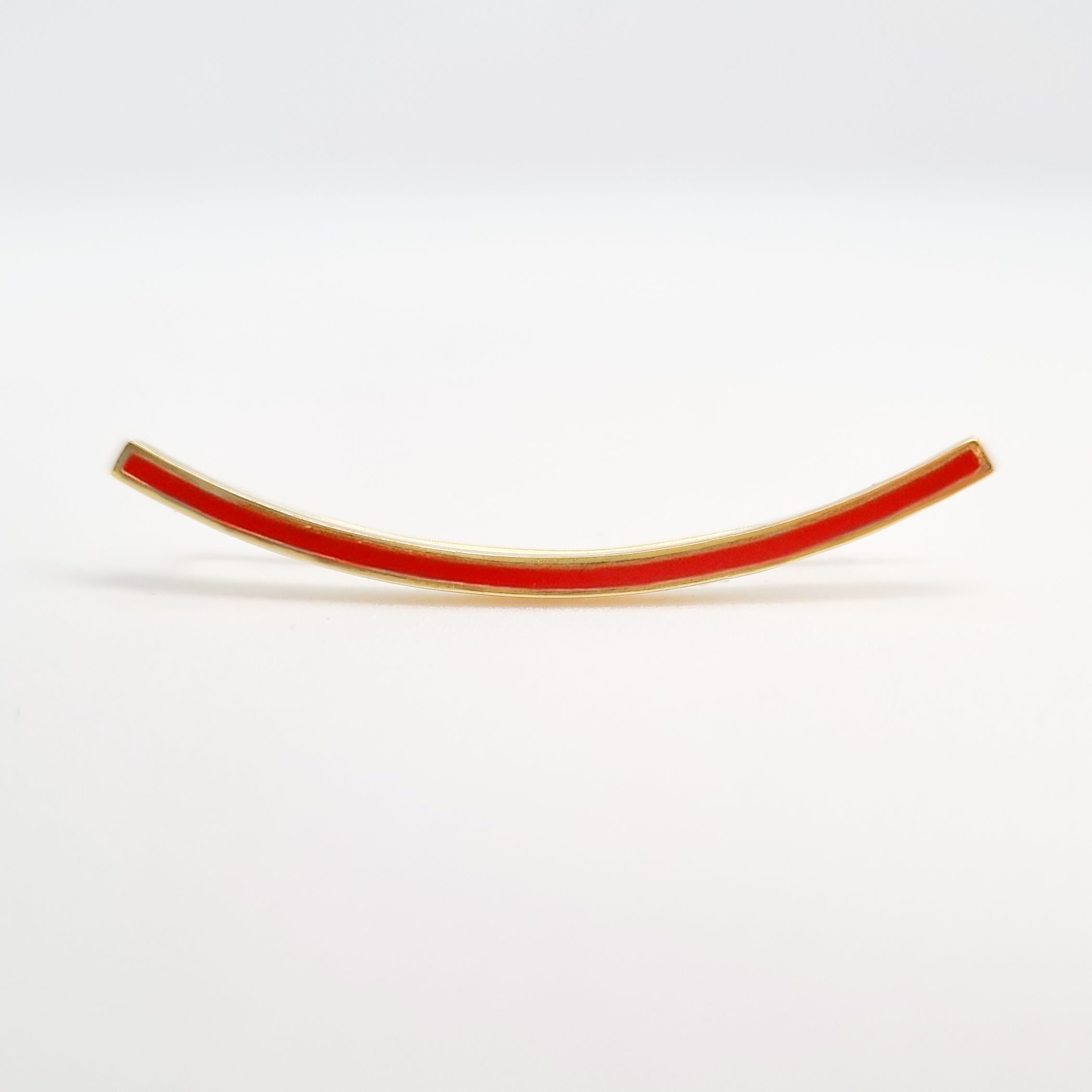 Line Kırmızı Mineli Kıkırdak Küpe