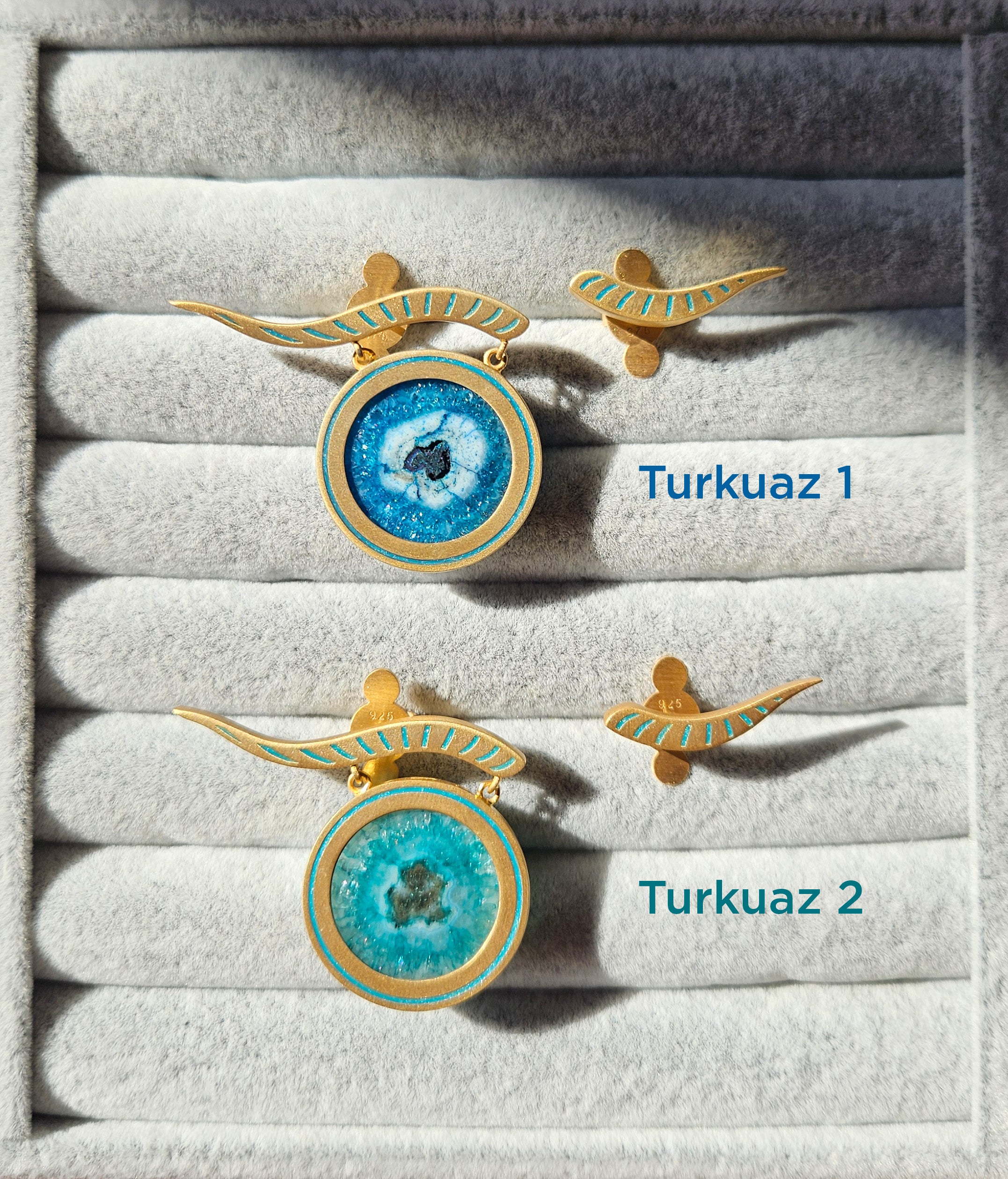 Horus Mavi Küpe