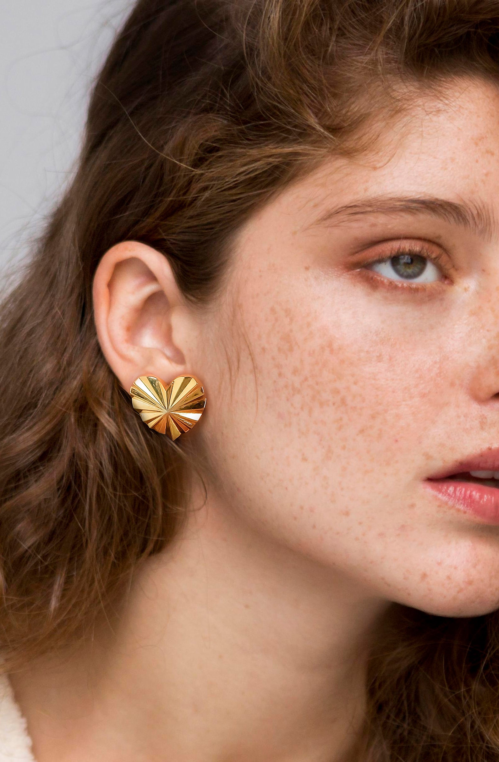 Eros Tekli Altın Kaplama Küpe