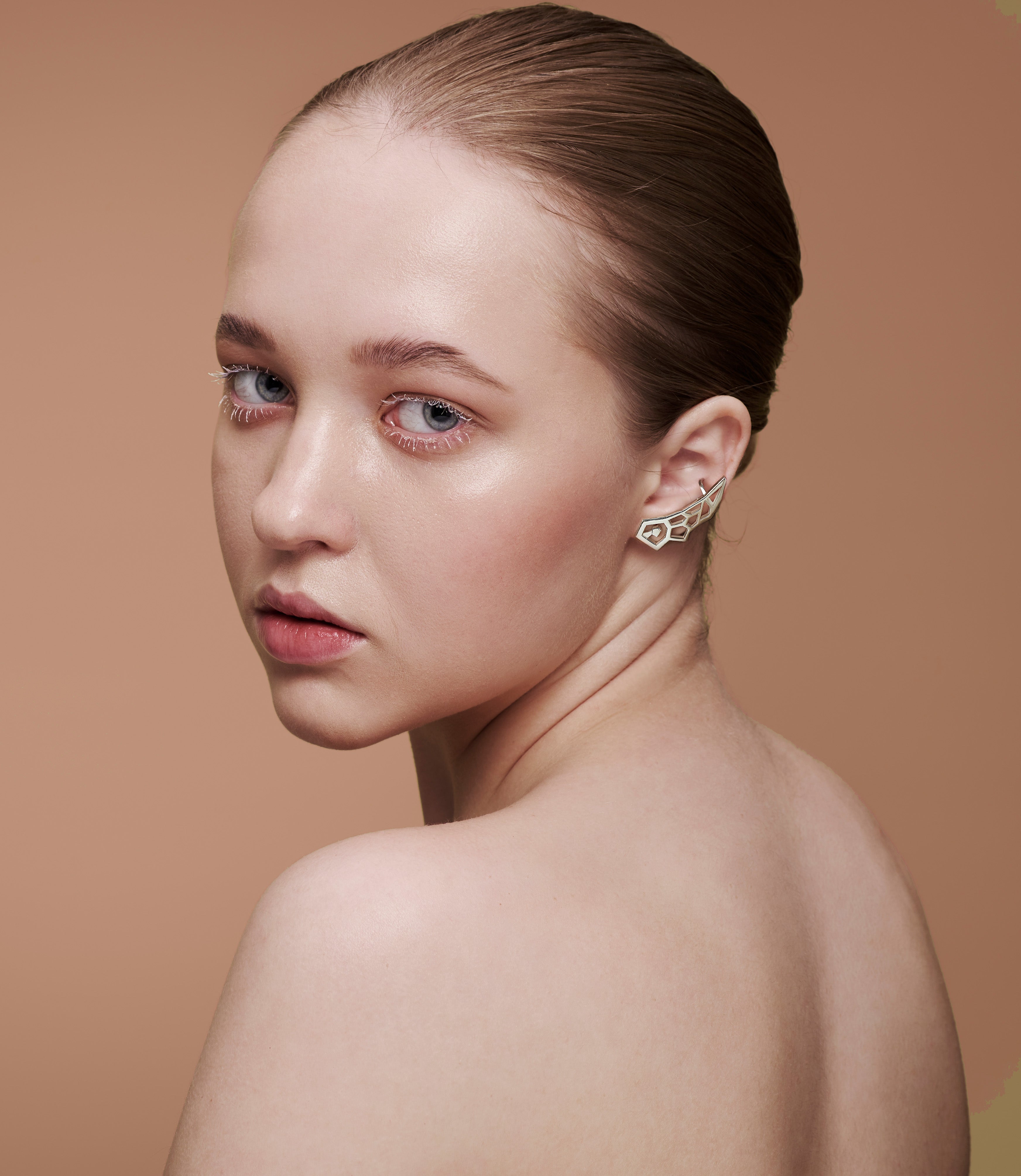 Net Kıkırdak Küpe